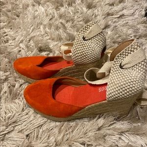 Soludos women’s platform espadrilles. Size 6.